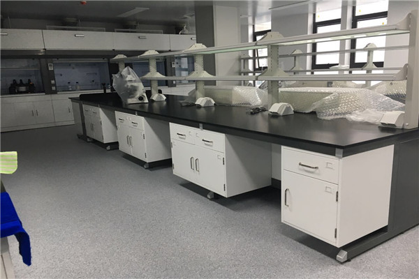 Muebles por encargo del laboratorio del banco de la isla con la unidad de fregadero para los muebles químicos del laboratorio 1