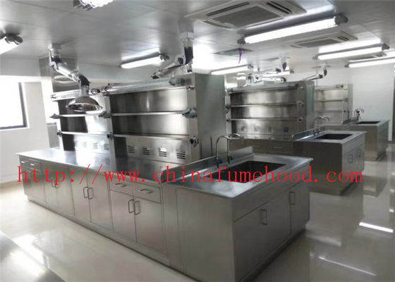 Buen precio Tamaño hecho modificado para requisitos particulares banco de trabajo de acero inoxidable de la ciencia del hospital de la universidad de los muebles del laboratorio con el estante el reactivo en línea