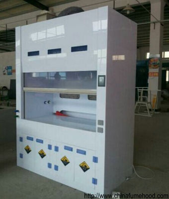 Buen precio Humo Hood Laboratory Equipment, armario de los PP de la escuela de humo del laboratorio con el grifo/el fregadero en línea