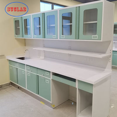 Buen precio Muebles a prueba de herrumbre durables del laboratorio médico, sistemas antis de los muebles del laboratorio de la corrosión en línea