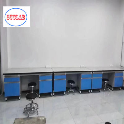 Buen precio Laboratorio de Química Banquillo de trabajo Muebles de laboratorio de madera Superficie laminada resistente a los productos químicos Armarios múltiples en línea