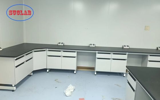Buen precio Banco de laboratorio de química personalizado con encimeras de resina epoxi y dimensiones personalizables L*1500/750 mm An*800/850 mm Al en línea