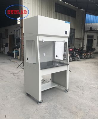 Buen precio Campanas extractoras sin conductos para laboratorios con una eficiencia de filtración del 99,9% y una velocidad de flujo de aire de 0,3-0,6 m/s en línea