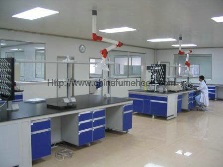 Buen precio Muebles de madera del laboratorio del marco de acero de C, tabla de la isla de la encimera para el laboratorio en línea