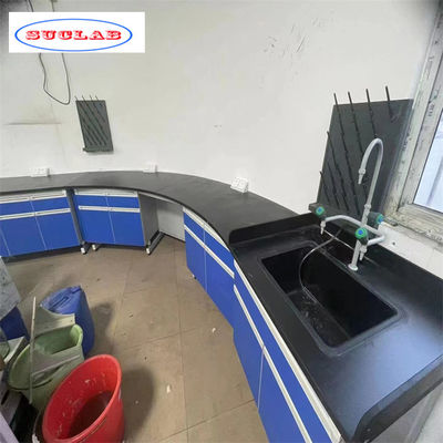 Buen precio Bancos de trabajo de laboratorio de química duraderos y eficientes con estantes de dibujo en línea