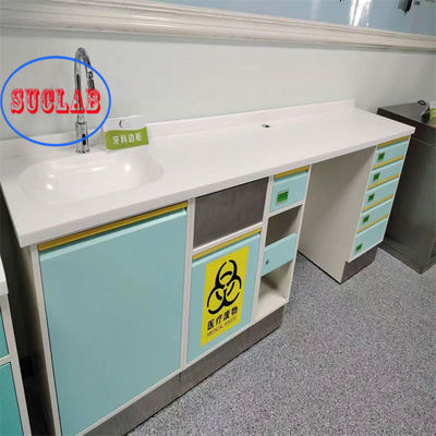 Buen precio Tres secciones deslizador hospital clínica muebles gabinete de atención médica precio de los equipos médicos en línea
