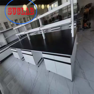 Buen precio Fabricante de bancos de laboratorio modulares sin soldadura con manija lineal de química con enchufe multifuncional y diseño rectangular en línea